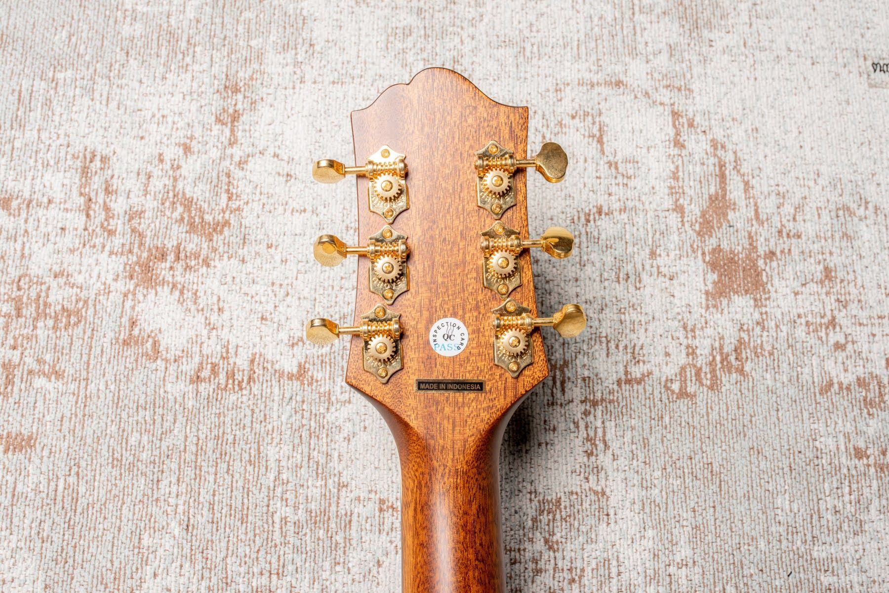 Epiphone Masterbilt EF500RCCE Natural Satin BStock Fanatic Guitars