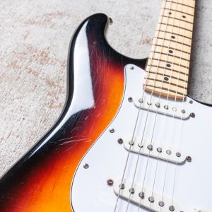 Fender American Standard Stratocaster #Z7035198 Second Hand