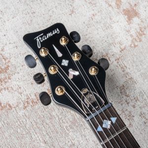 Framus Masterbuilt AZ 10 - Custom Burgundy BlackBurst