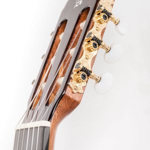 Alhambra 4F with Pickboard