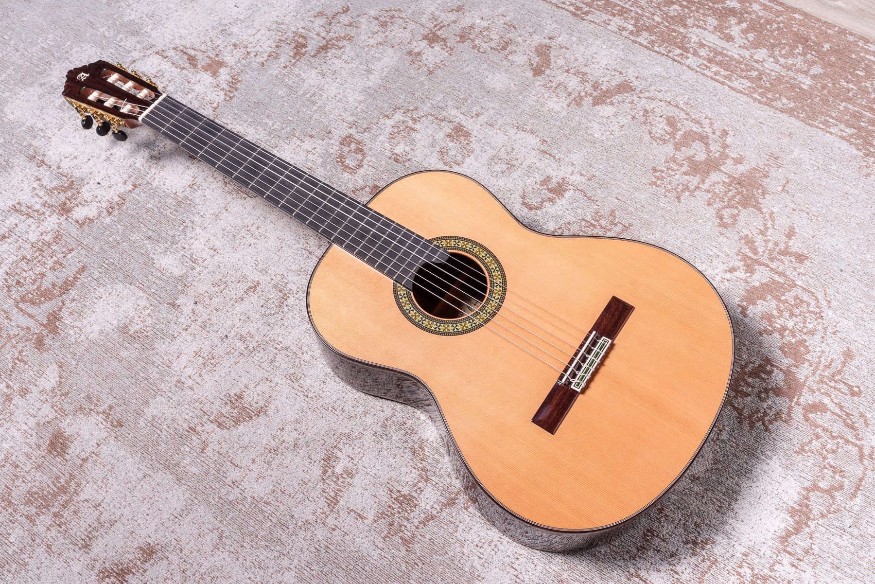 Alhambra 11P Classical Guitar – Fanatic Guitars