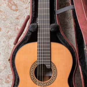 Alhambra Luthier India Montcabrer Goma-laca Entera