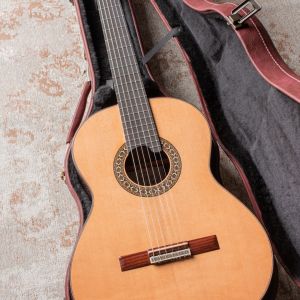 Alhambra Luthier India Montcabrer Goma-laca Entera