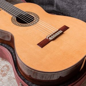 Alhambra Luthier India Montcabrer Goma-laca Entera