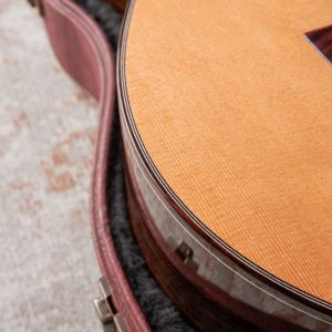 Alhambra Luthier India Montcabrer Goma-laca Entera