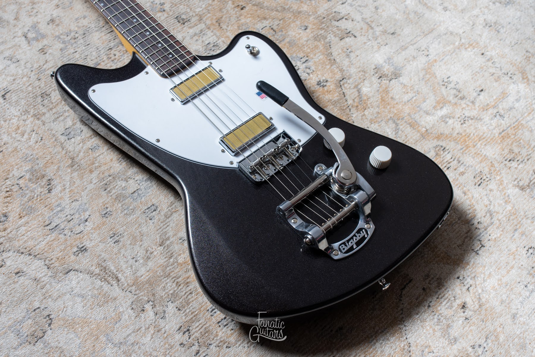 Harmony Standard Silhouette w/ Bigsby - Space Black