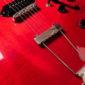 Heritage Standard H-530 Hollow Trans Cherry