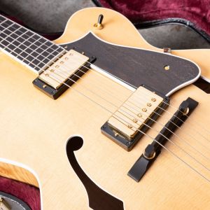 Heritage Standard Eagle Classic Hollow Antique Natural