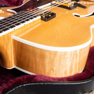 Heritage Standard Eagle Classic Hollow Antique Natural