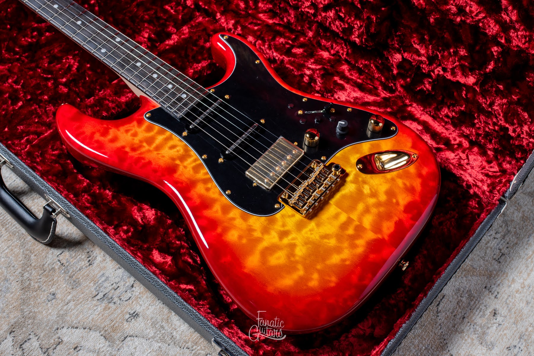 James Tyler L.A. Studio Classic - Cherry Sunburst #23553
