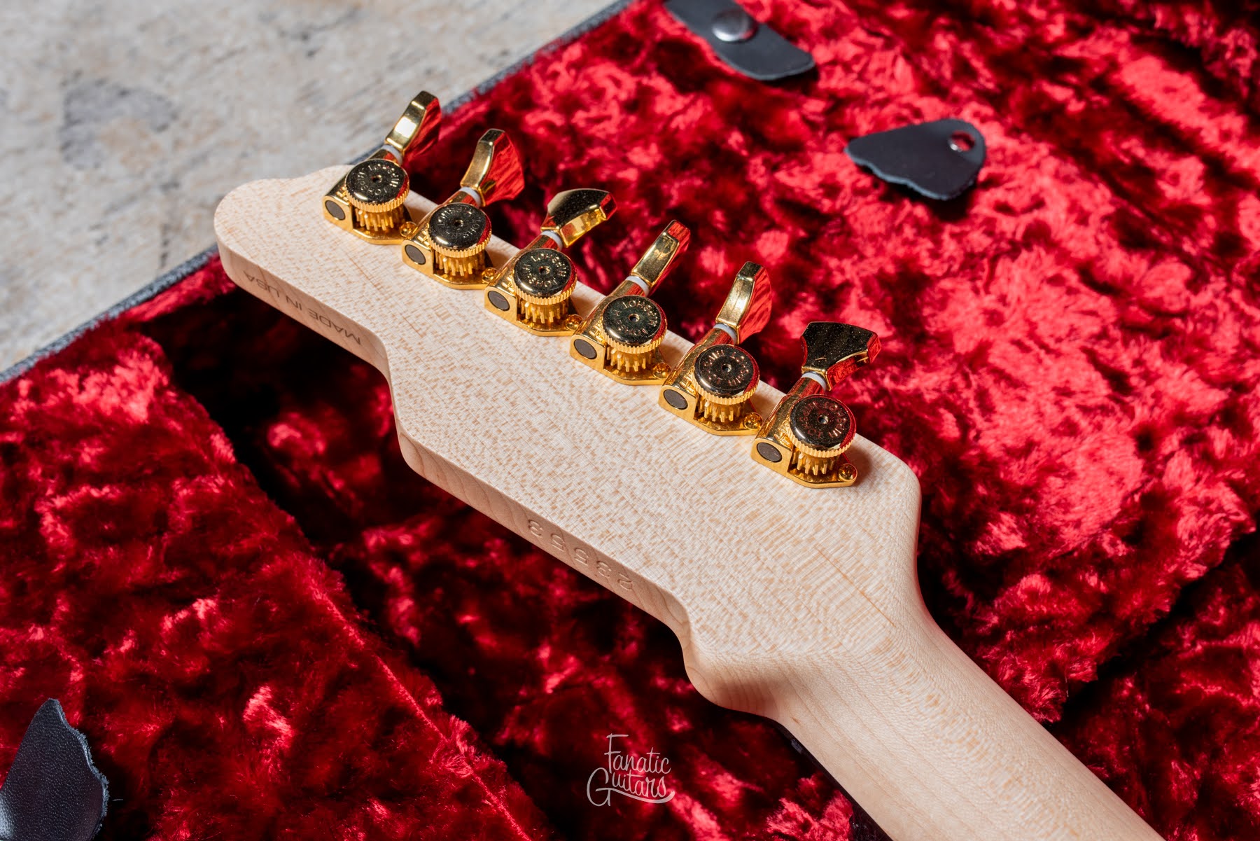 James Tyler L.A. Studio Classic - Cherry Sunburst #23553