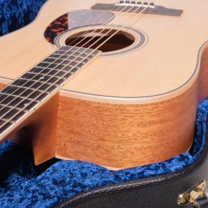 Larrivee D-03 Mahogany