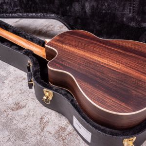 Larrivee LV-03RE Vine Headstock, Moonwood, Nanoflex