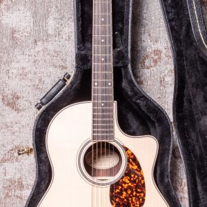 Larrivee LV-03RE Vine Headstock, Moonwood, Nanoflex