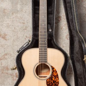 Larrivee OM-40 Mahogany