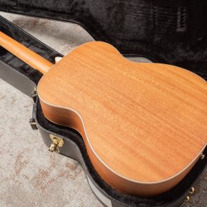 Larrivee OM-40 Mahogany