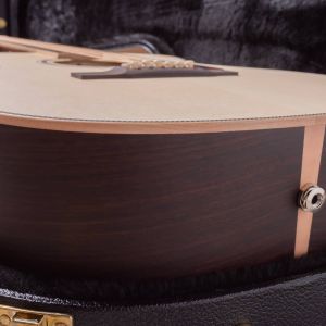 Larrivee OM-40RE Rosewood Shadow Nanoflex & Moonwood