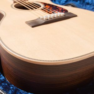 Larrivee T-40 Rosewood Tenor