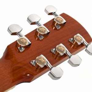 Larrivee L-05E with LR Baggs Anthem