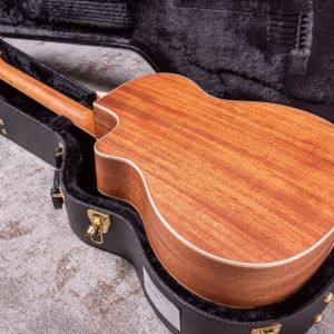 Larrivée VM-03 Mahogany