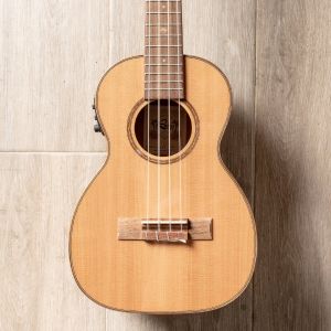 Leho Spalted Maple Tenor Electrificado LHUT-CMF-E Con Funda