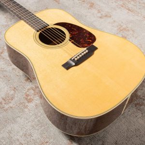Martin D-28 Dreadnought