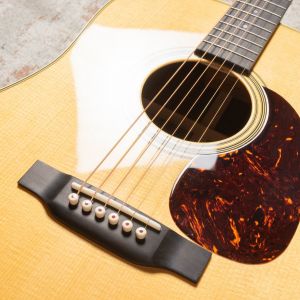 Martin D-28 Dreadnought