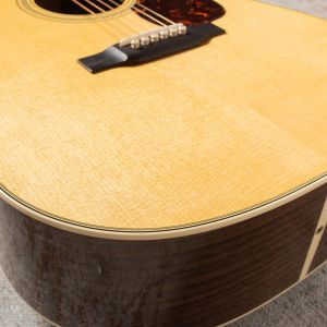 Martin D-28 Dreadnought