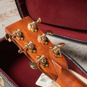 Martin D-42 Dreadnought