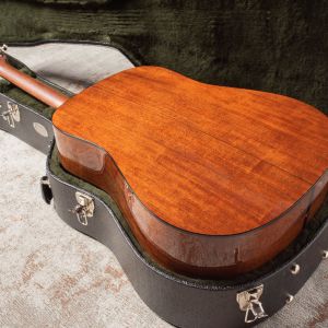 Martin D-18 Dreadnought