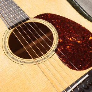Martin D-18 Dreadnought