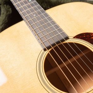 Martin D-18 Dreadnought