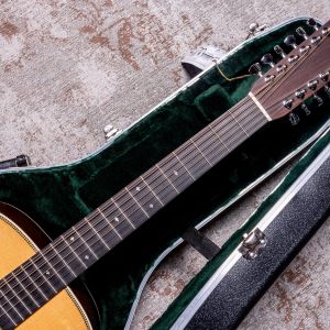 Martin HD12-28 Dreadnought