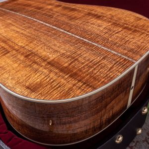 Martin Custom Shop D14F High Flamed Koa FGL