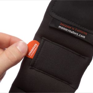 MONO Betty Short Correa Guitarra (Negro)