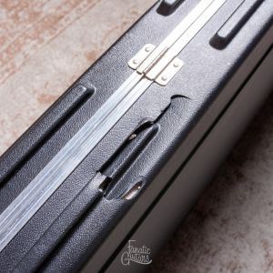 Music Man Estuche Bajo B-Stock