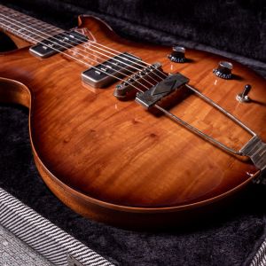 Patrick Eggle Macon Double Cut P90 Natural Centre, Walnut Burst