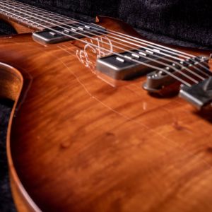 Patrick Eggle Macon Double Cut P90 Natural Centre, Walnut Burst