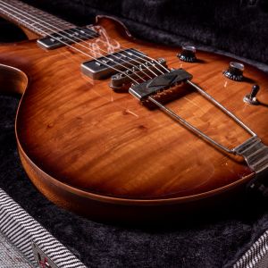 Patrick Eggle Macon Double Cut P90 Natural Centre, Walnut Burst