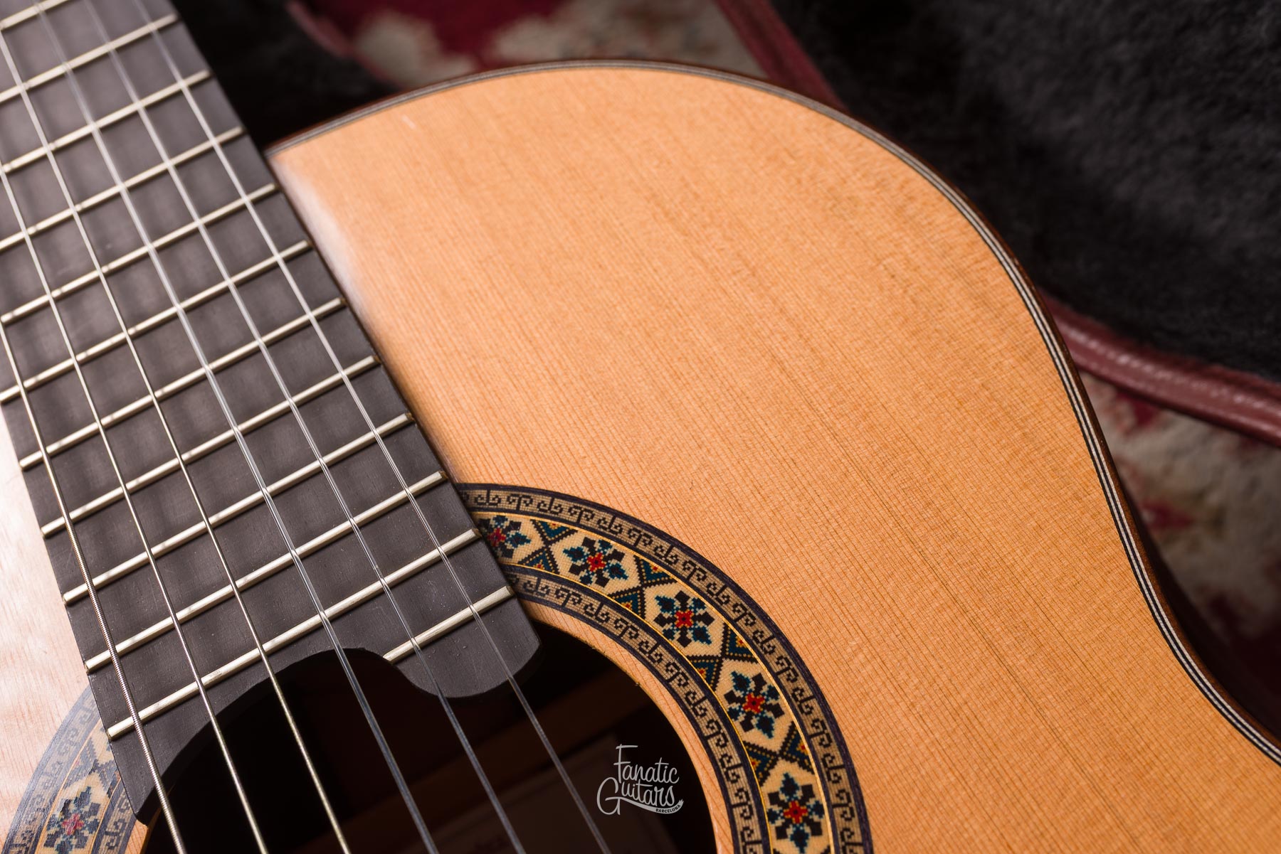 Alhambra Luthier India Montcabrer Goma-Laca Entera #2127 Segunda Mano