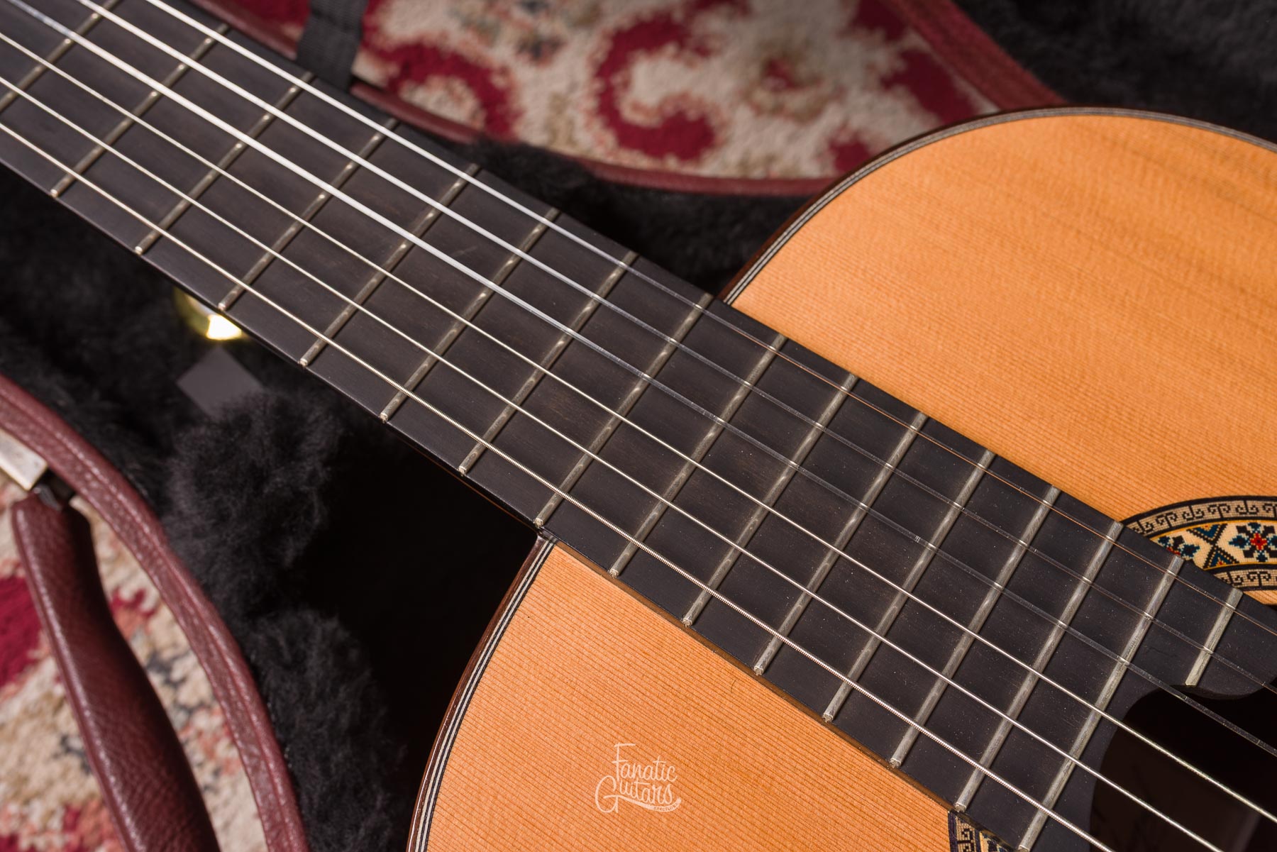 Alhambra Luthier India Montcabrer Goma-Laca Entera #2127 Segunda Mano