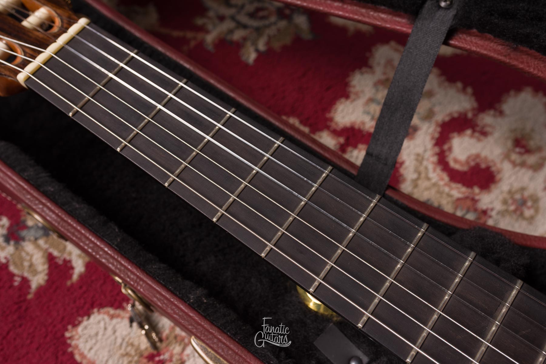 Alhambra Luthier India Montcabrer Goma-Laca Entera #2127 Segunda Mano