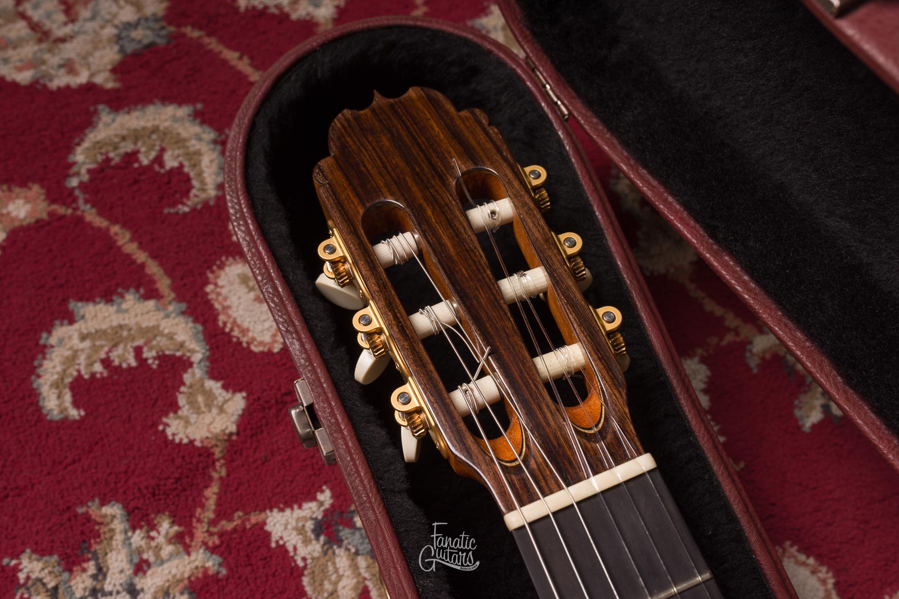 Alhambra Luthier India Montcabrer Goma-Laca Entera #2127 Segunda Mano