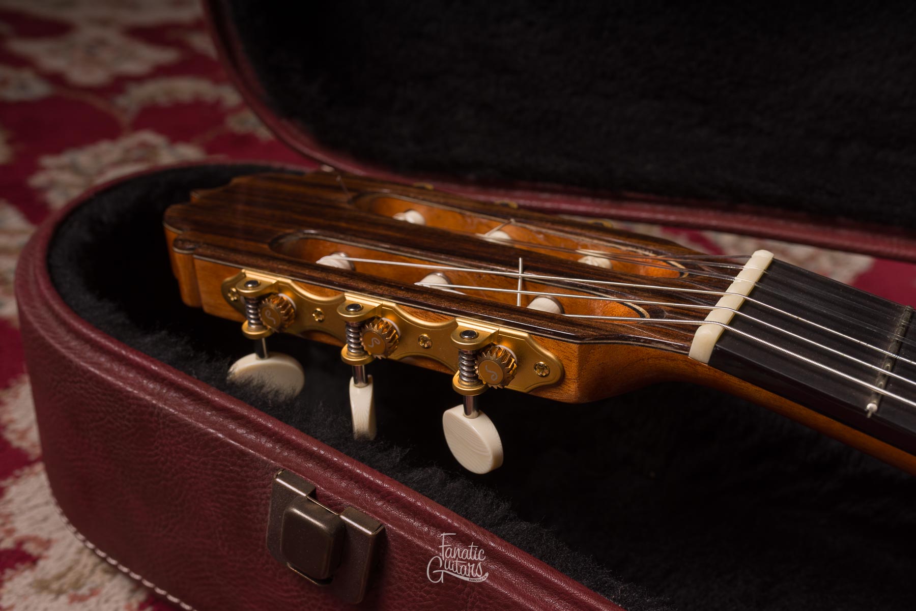 Alhambra Luthier India Montcabrer Goma-Laca Entera #2127 Segunda Mano