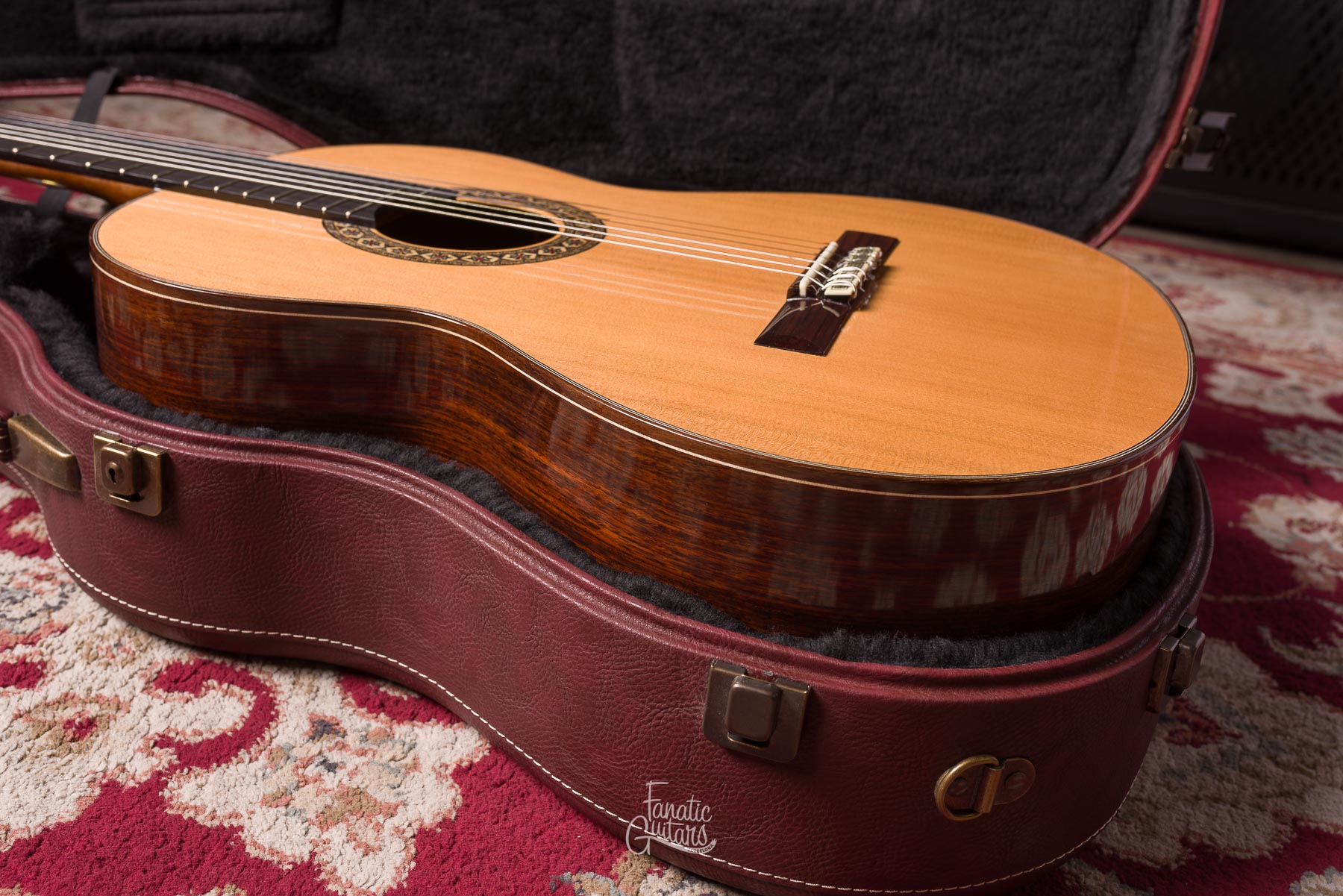 Alhambra Luthier India Montcabrer Goma-Laca Entera #2127 Segunda Mano