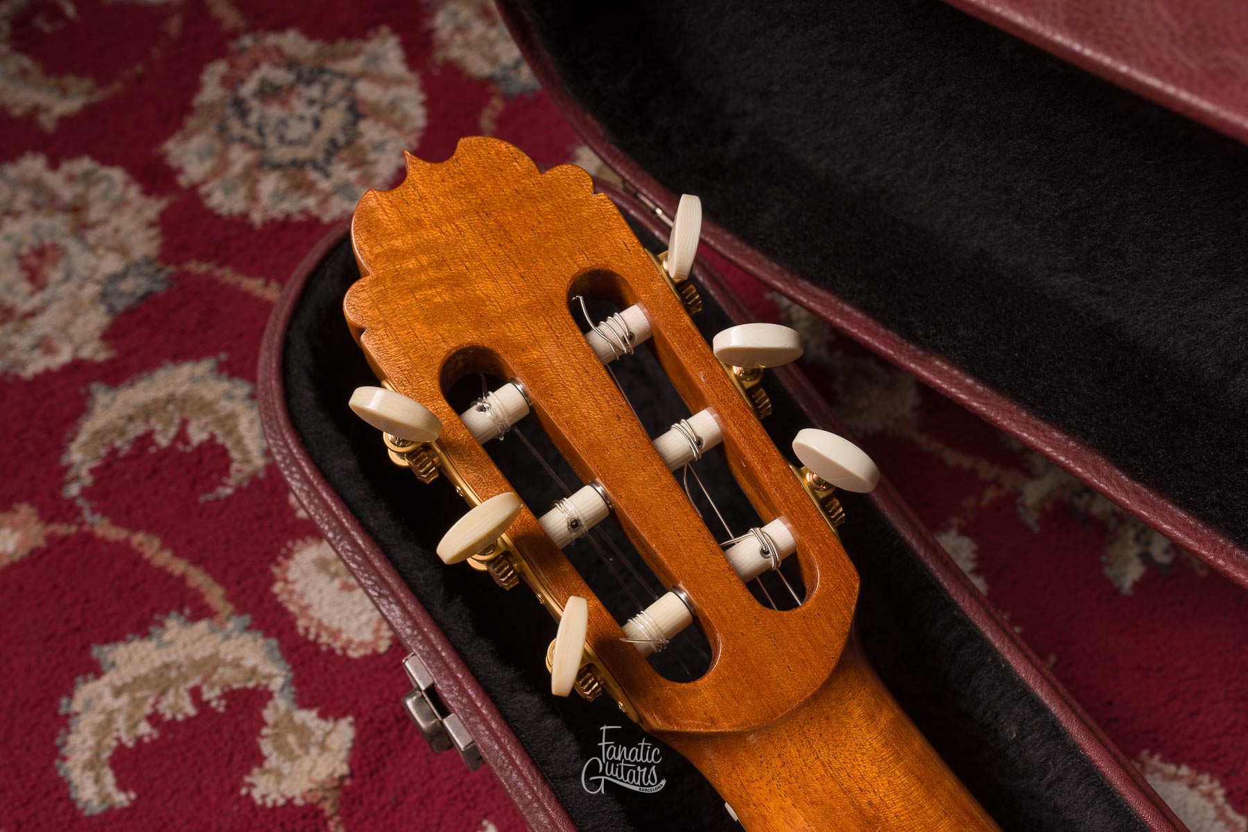 Alhambra Luthier India Montcabrer Goma-Laca Entera #2127 Segunda Mano
