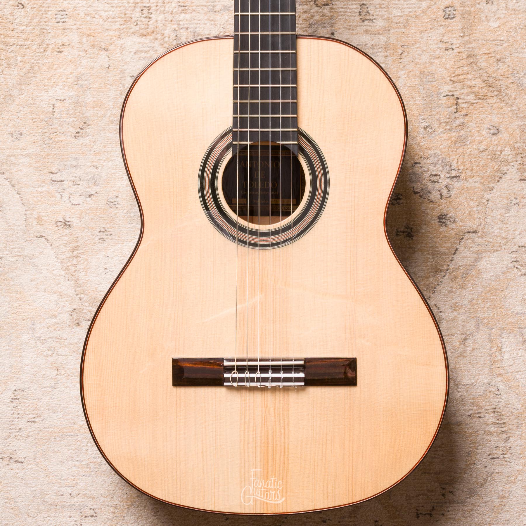 Antonio de Toledo ATF-17EB White Ebony Flamenco Guitar