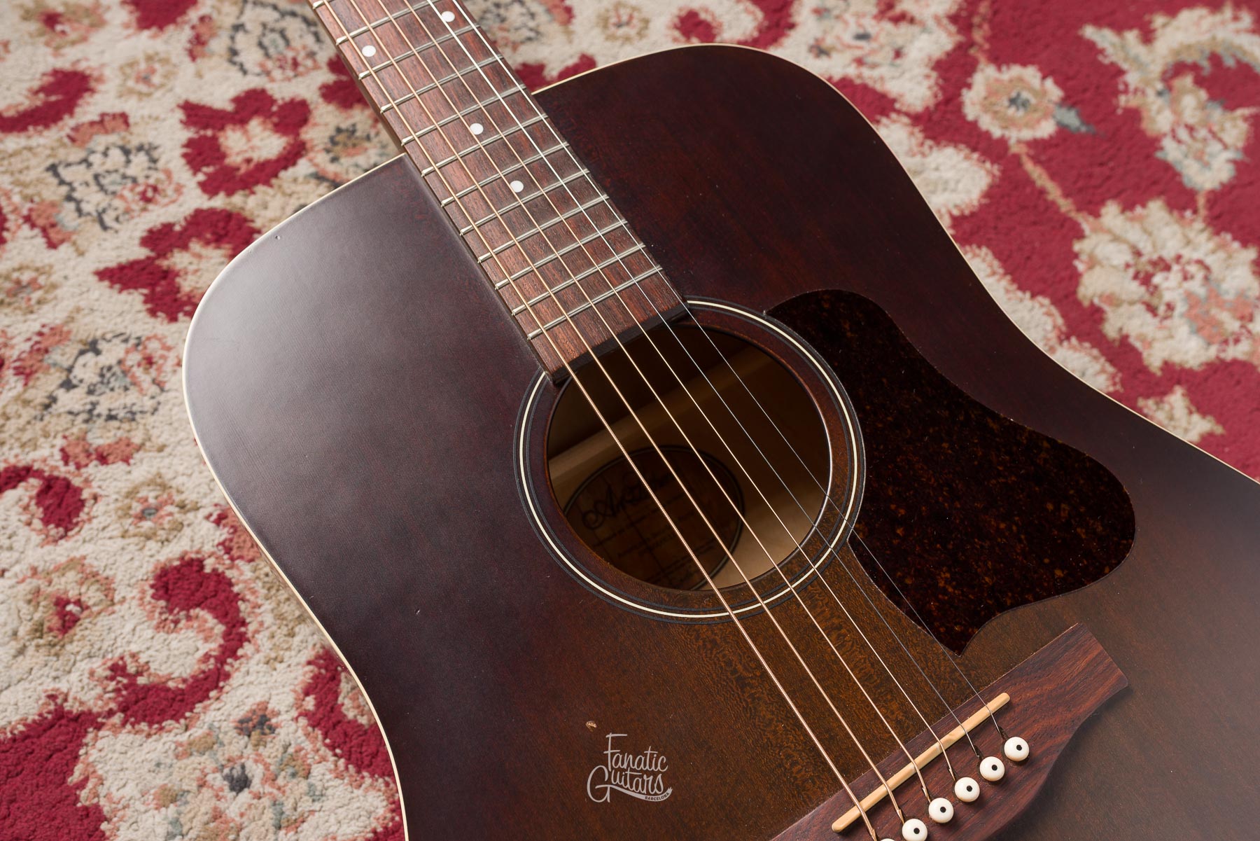Art & Lutherie Americana - Bourbon Burst #045600001170 Segunda Mano