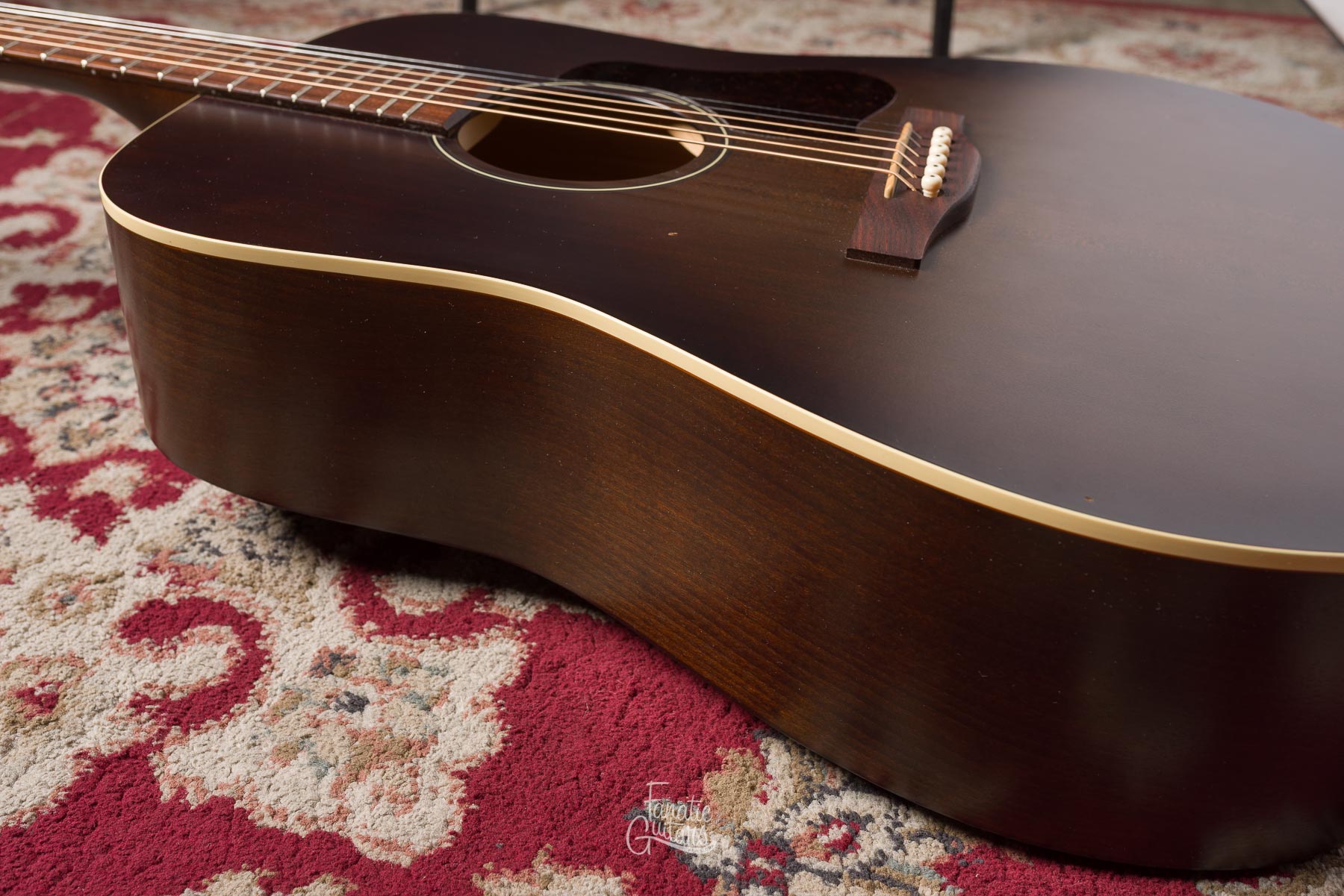Art & Lutherie Americana - Bourbon Burst #045600001170 Segunda Mano