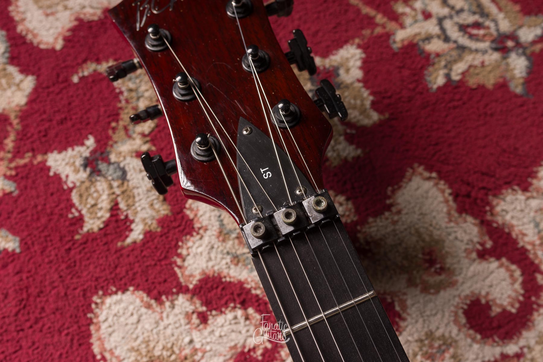 BC Rich Mockingbird ST - Transparent Red #E08083256 Segunda Mano